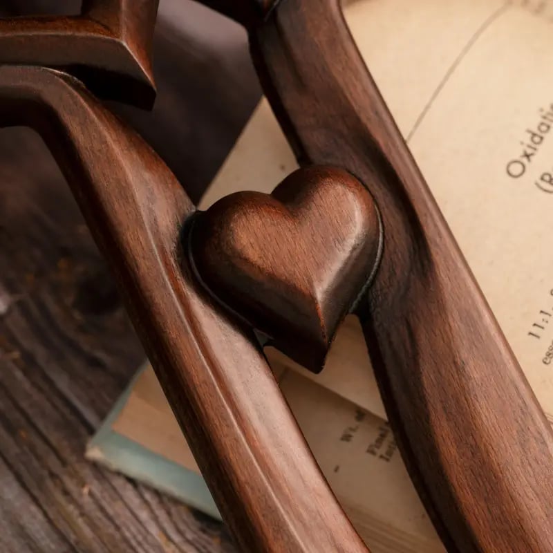 🔥Last Day Special Sale 60% OFF-❤️Intertwined Hearts Wooden Cross