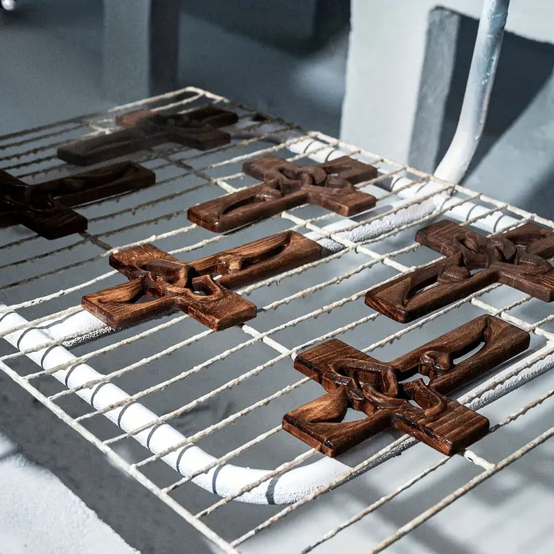 🔥Last Day Special Sale 60% OFF-❤️Intertwined Hearts Wooden Cross